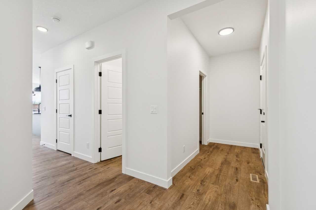 73 Sora Gardens SE — photo 4