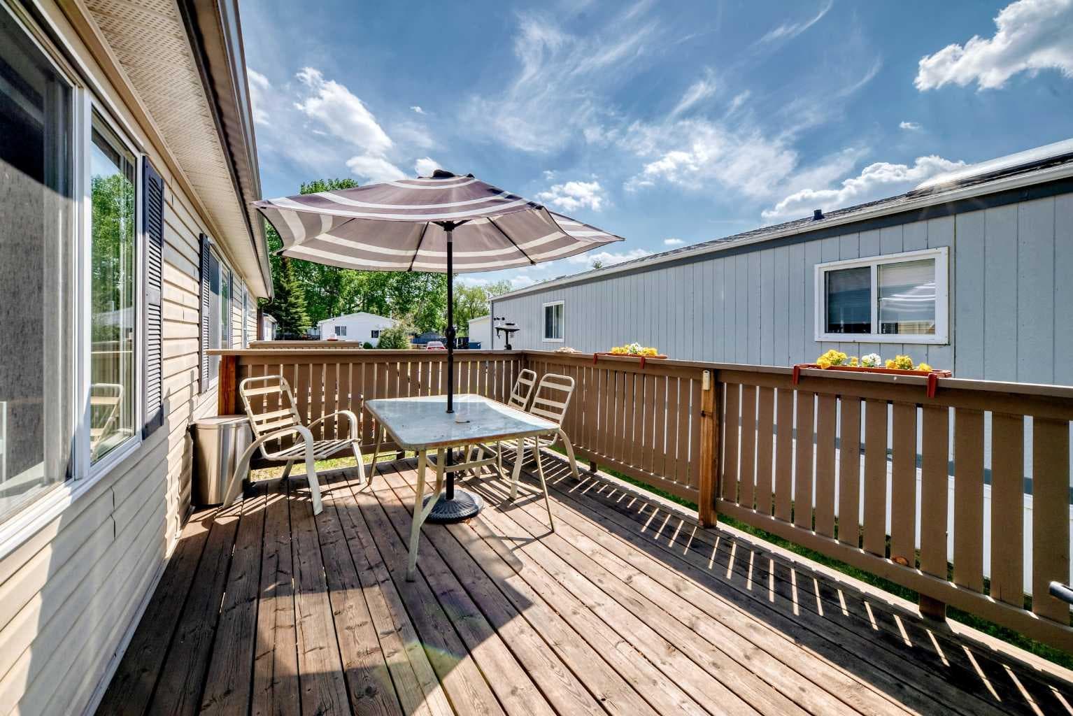 76 Westwood Court — photo 3