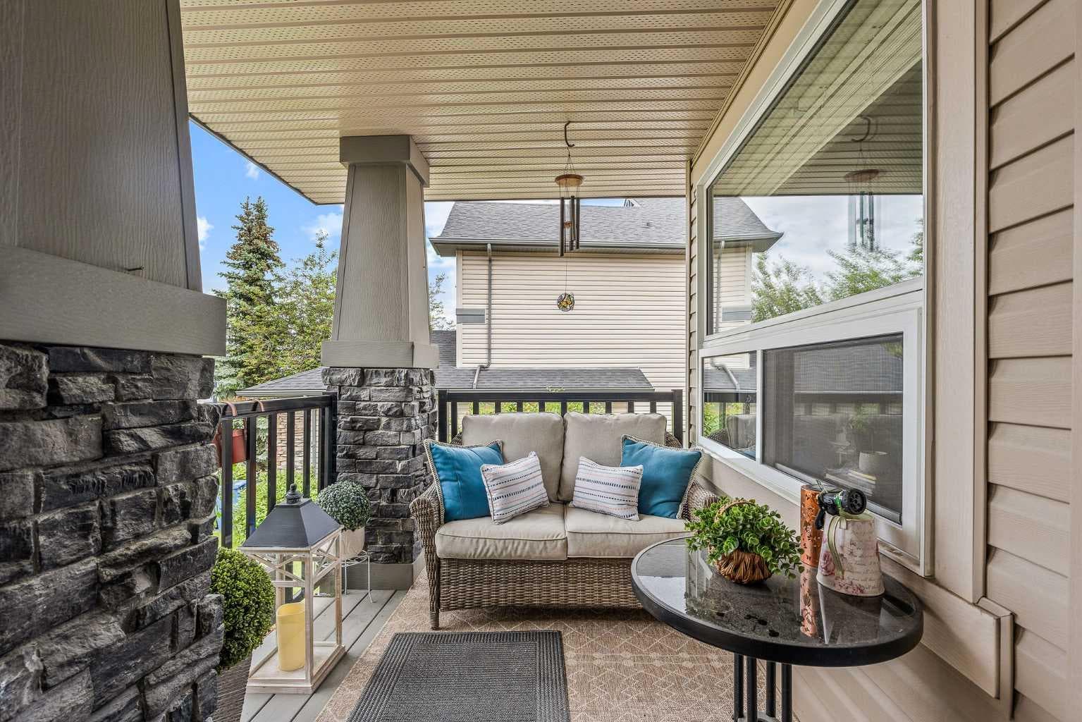 66 Crestmont Drive SW — photo 2