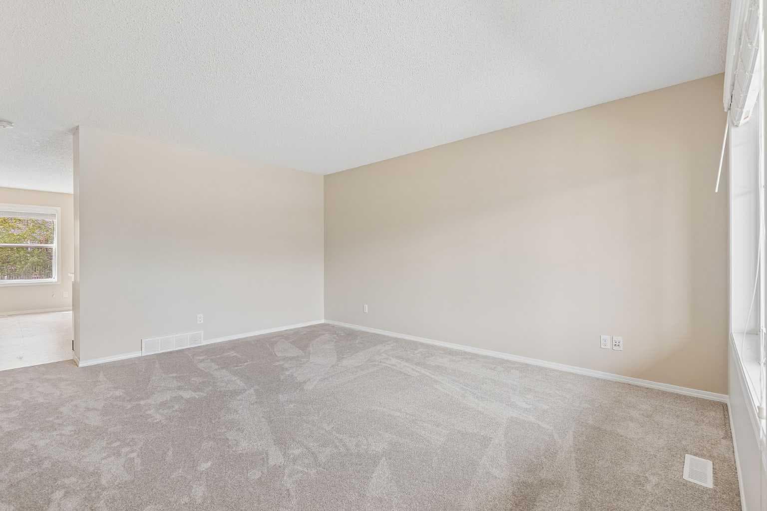 43, 105 Drake Landing Common — photo 4