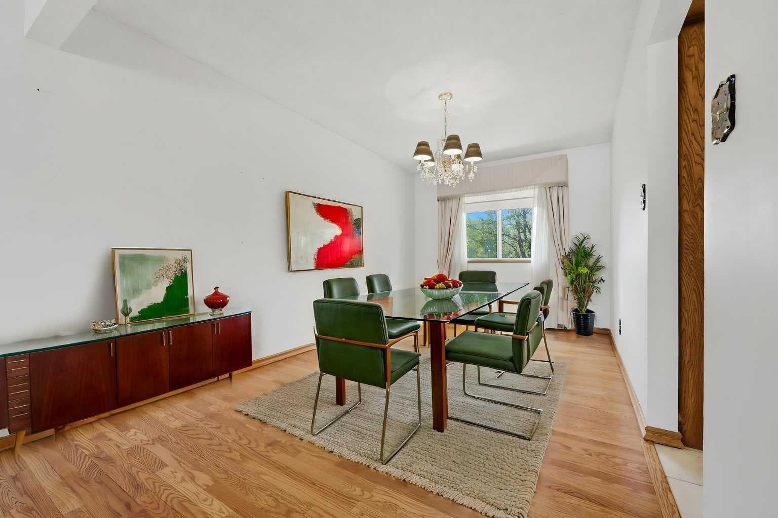 480 Berkley Crescent NW — photo 5