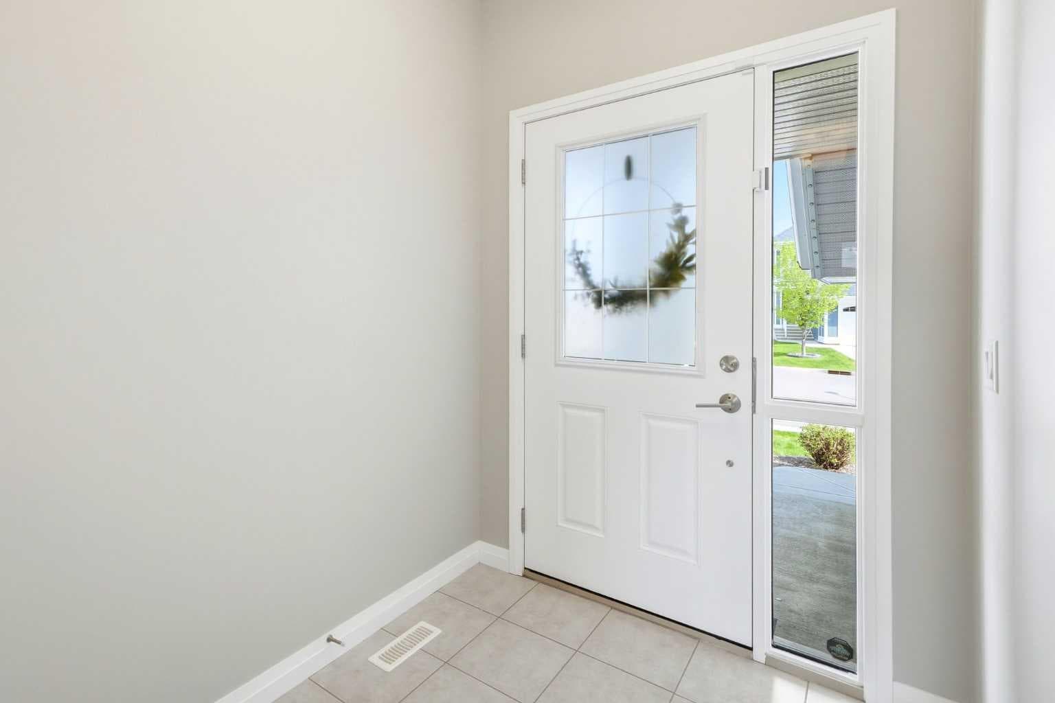 236 Auburn Springs Close SE — photo 3