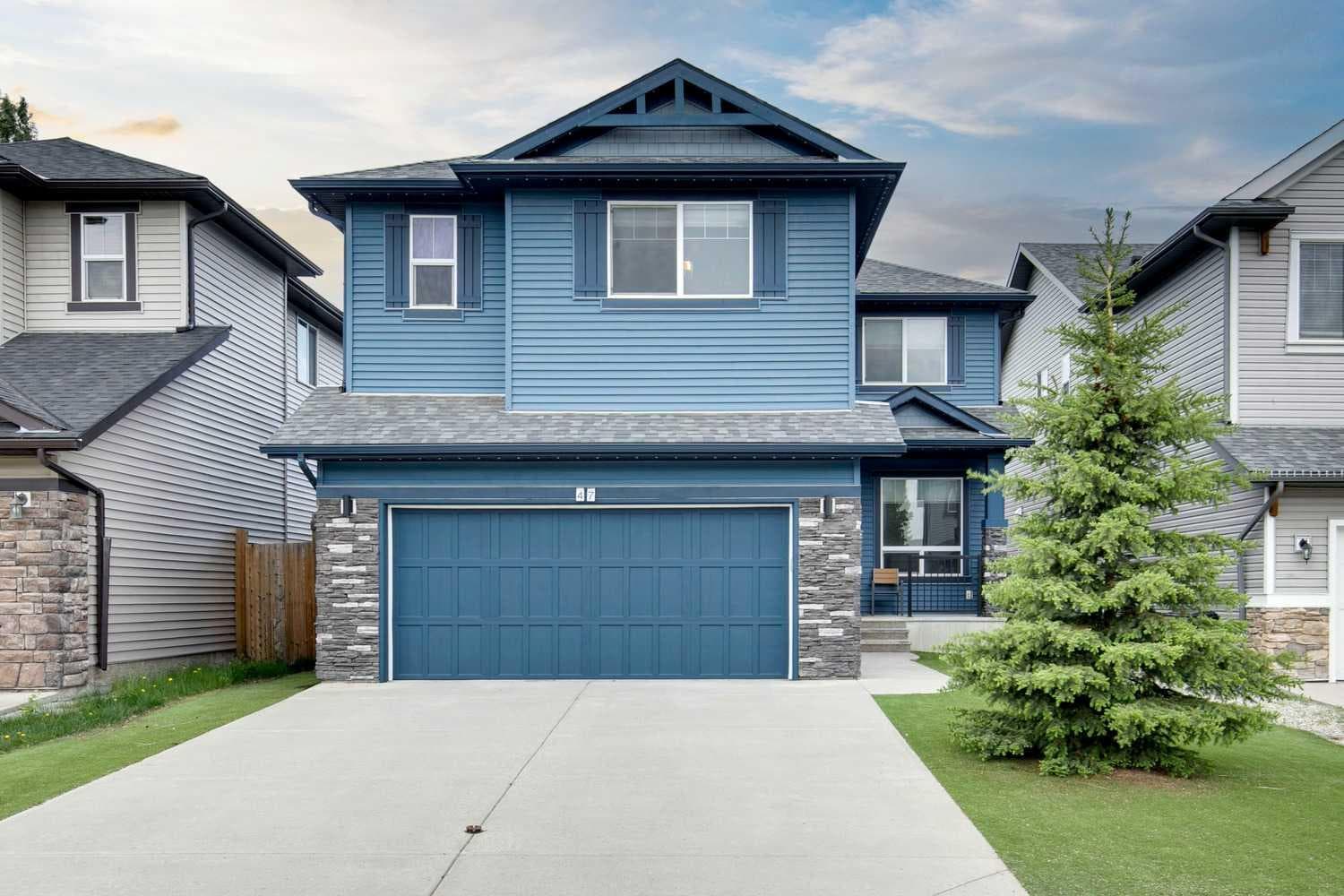 47 Silverado Skies Manor SW — photo 2