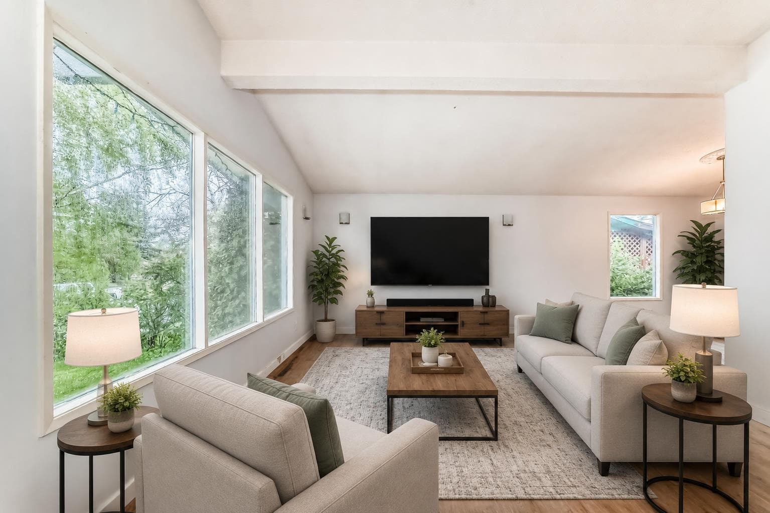 544 Penworth Way SE — photo 3