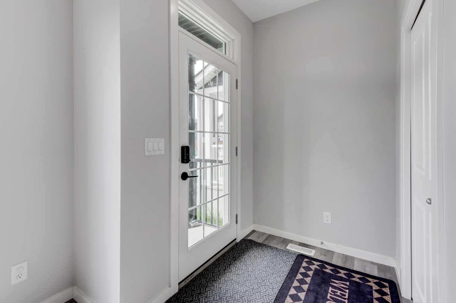 232 Walgrove Way SE — photo 2