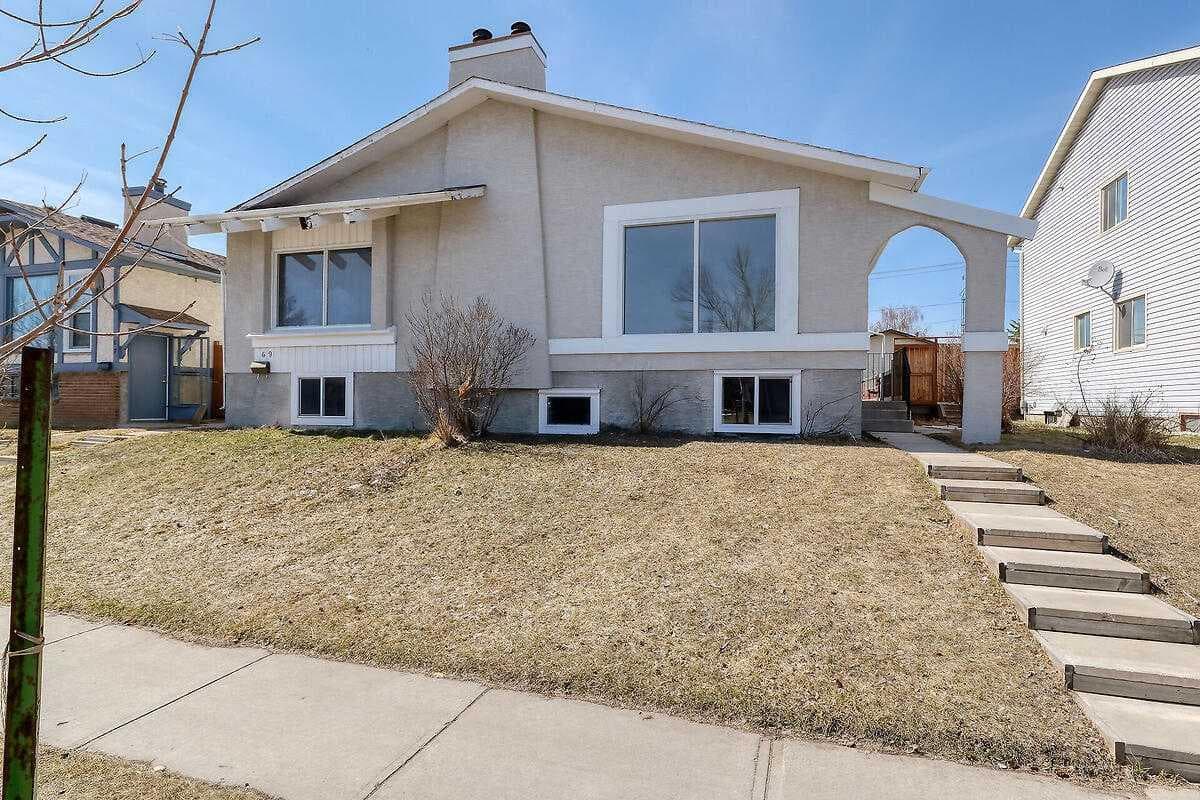71 Falton Drive NE — photo 1