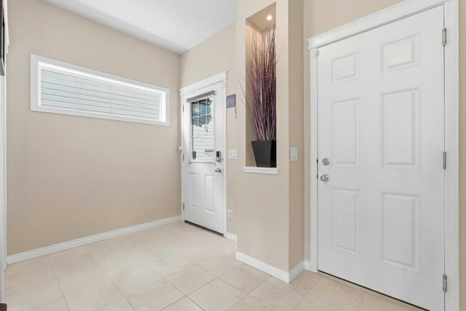 19 Hillcrest Link SW — photo 2
