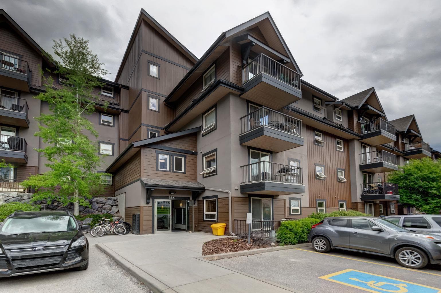 202, 186 Kananaskis Way — photo 1