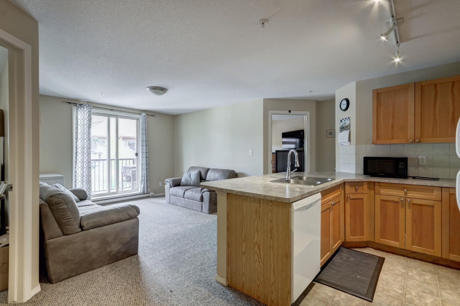 202, 186 Kananaskis Way — photo 3