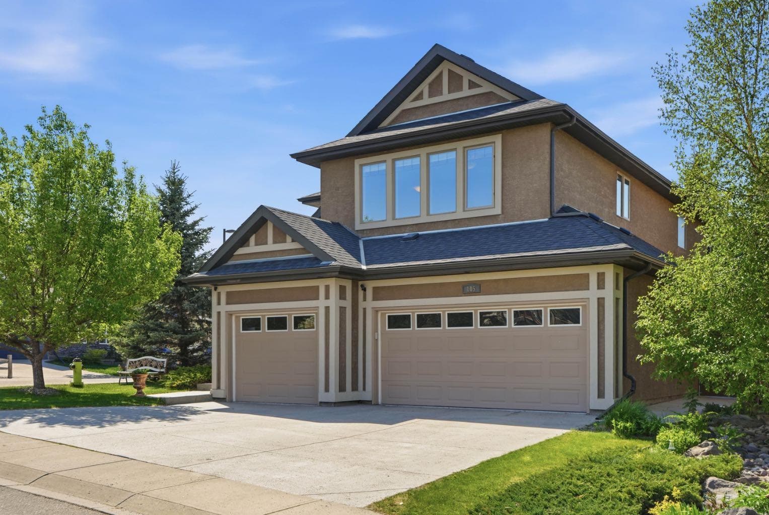 105 Cranridge Heights SE — photo 2