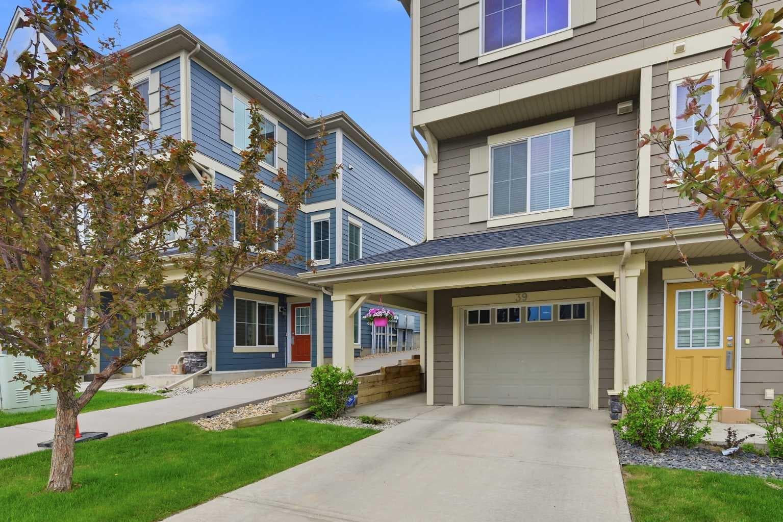 39 Kinlea Common NW — photo 1