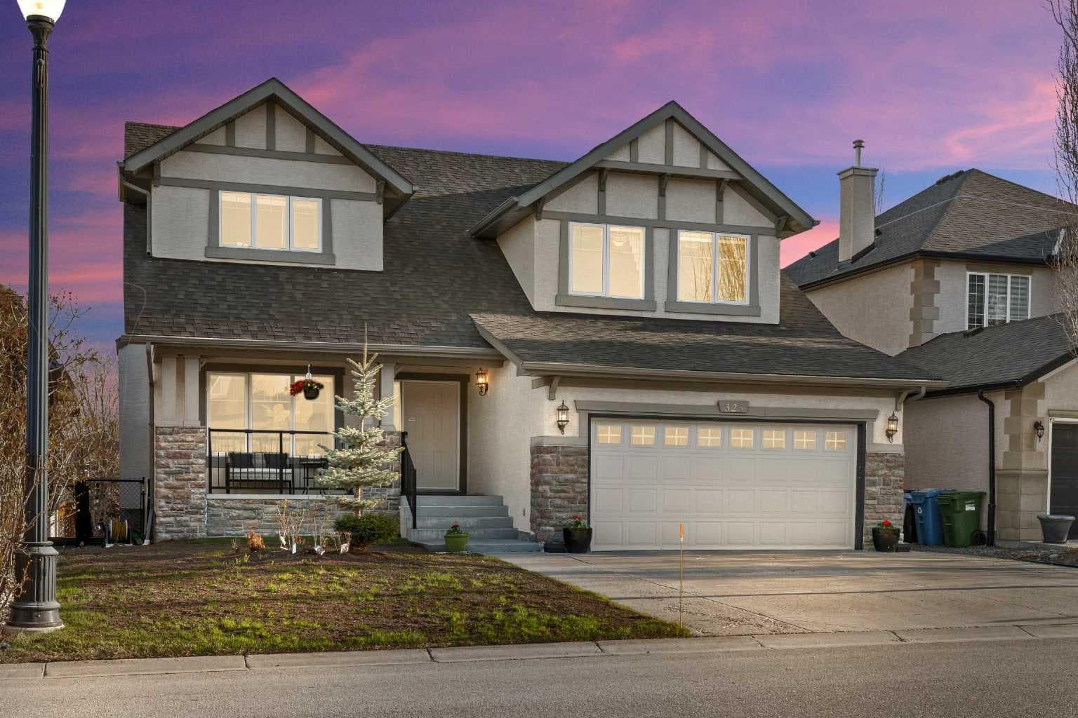 325 Discovery Ridge Way SW — photo 1