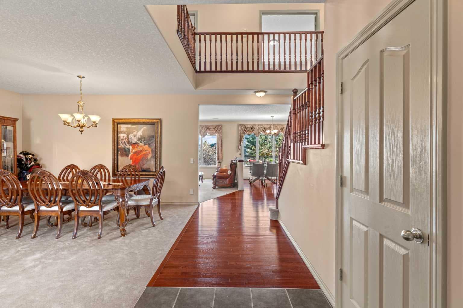 325 Discovery Ridge Way SW — photo 3