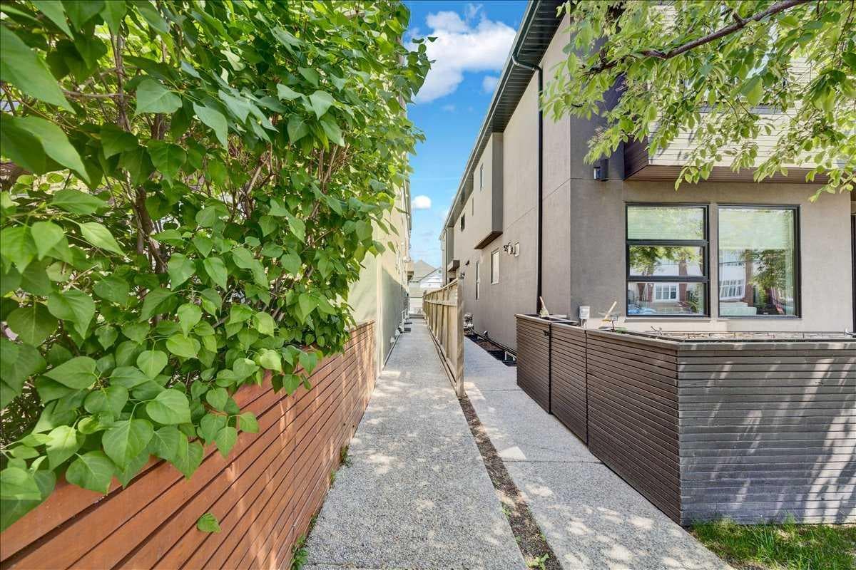 2, 3712 16 Street SW — photo 3