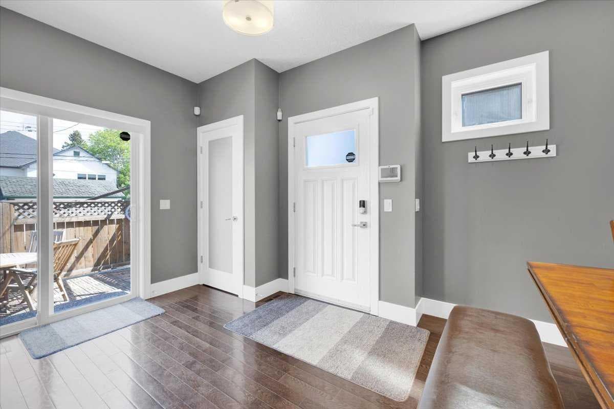 2, 3712 16 Street SW — photo 5