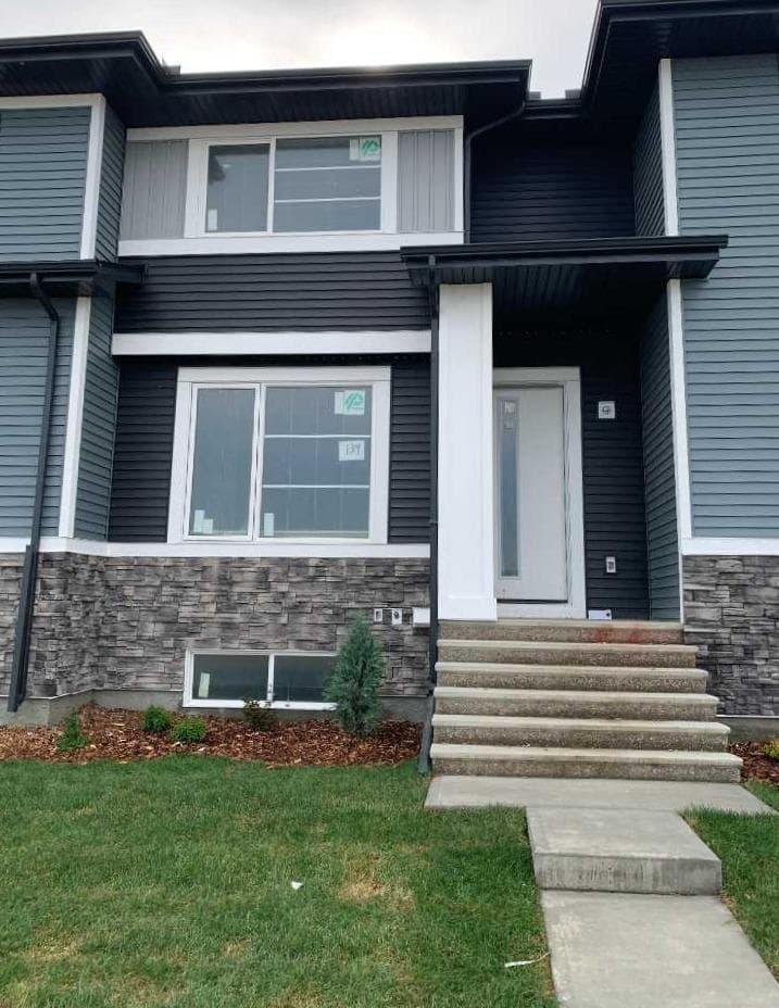 139 Ambleridge Street NW — photo 1