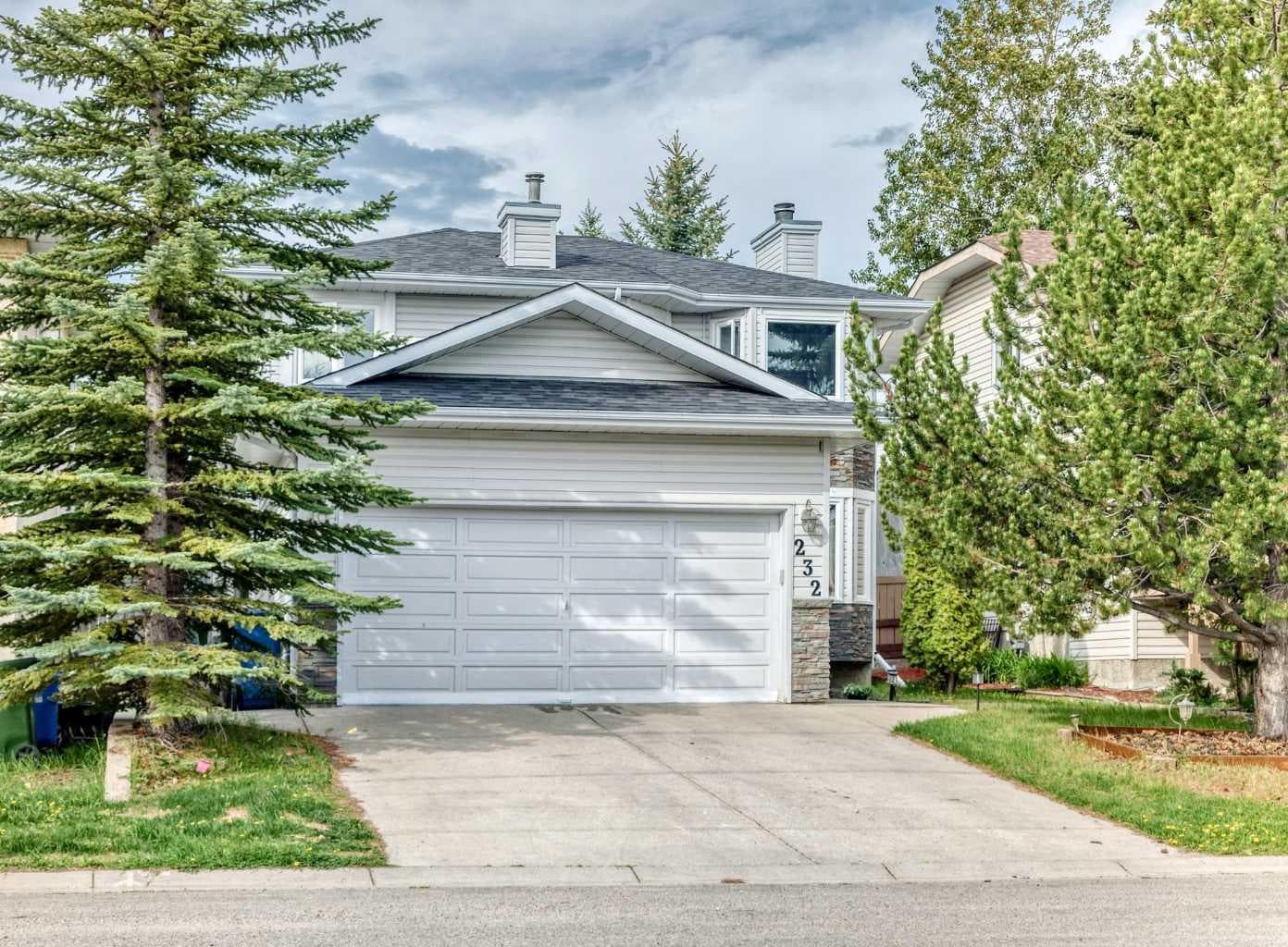 232 Macewan Ridge Close NW — photo 1
