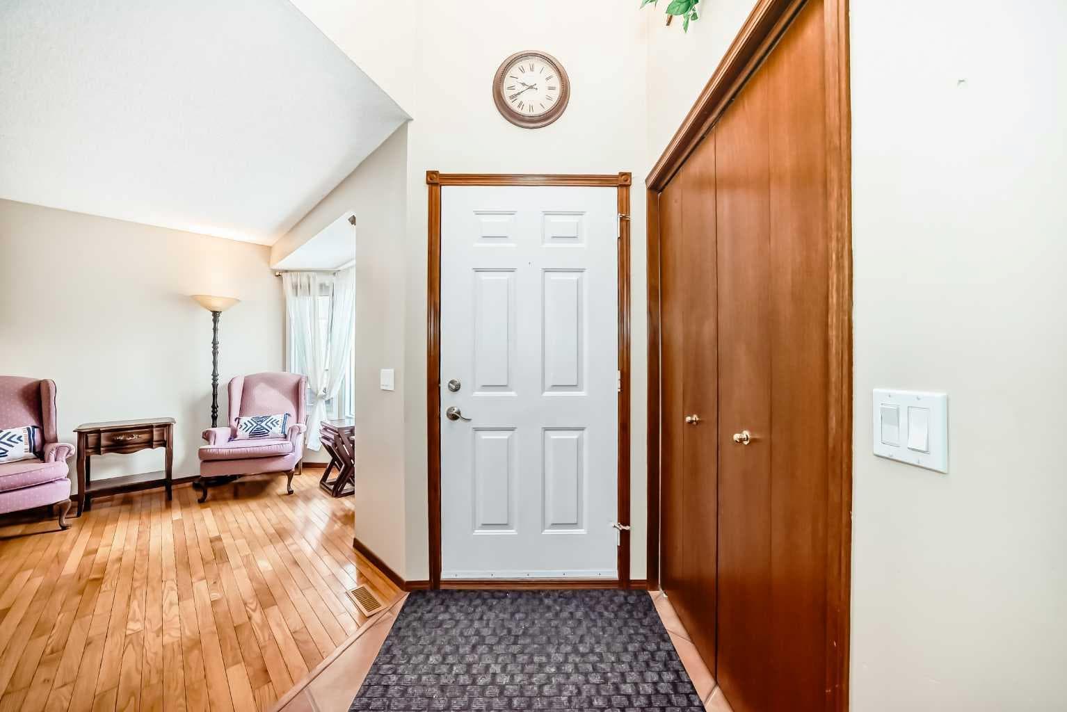 232 Macewan Ridge Close NW — photo 3