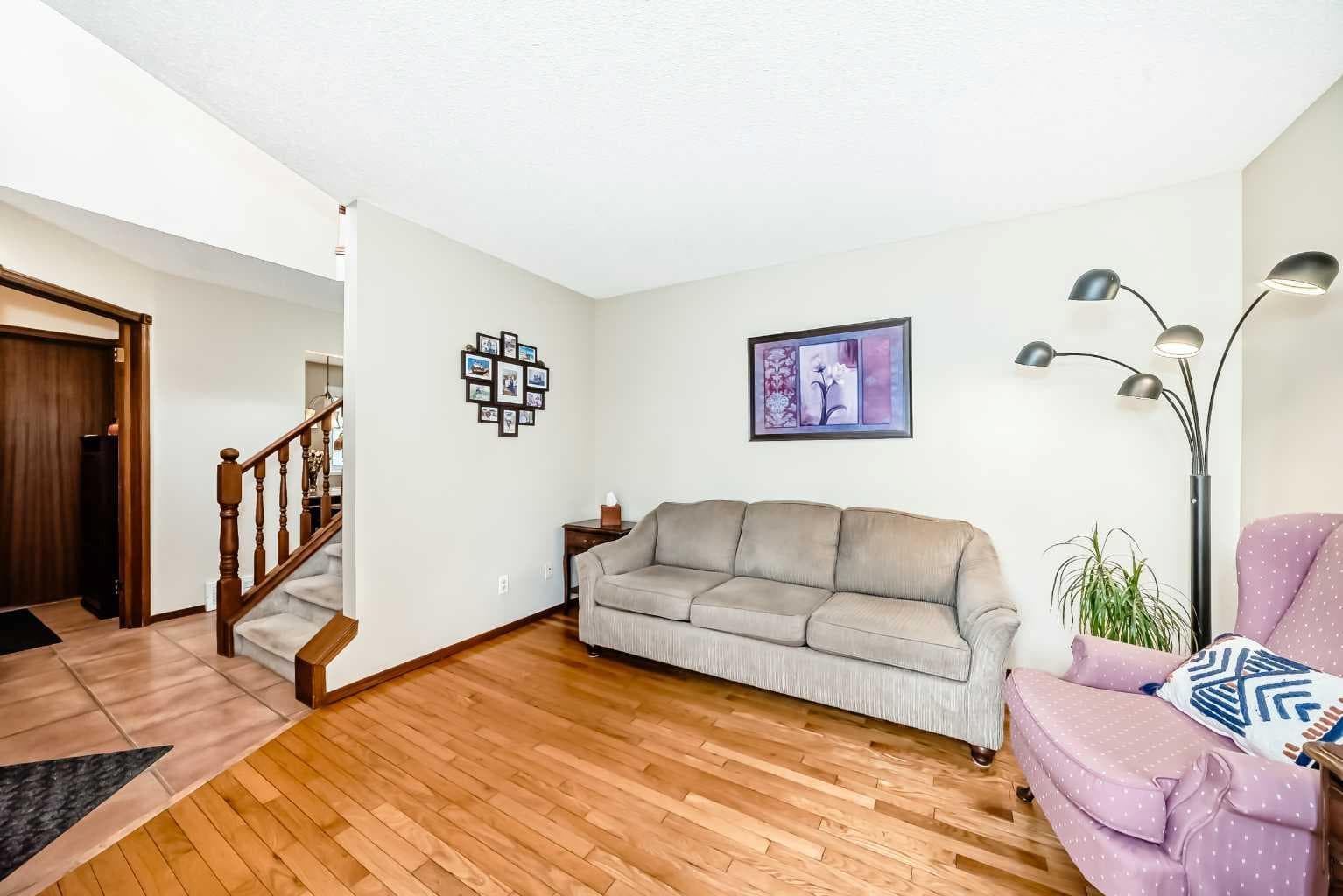 232 Macewan Ridge Close NW — photo 4