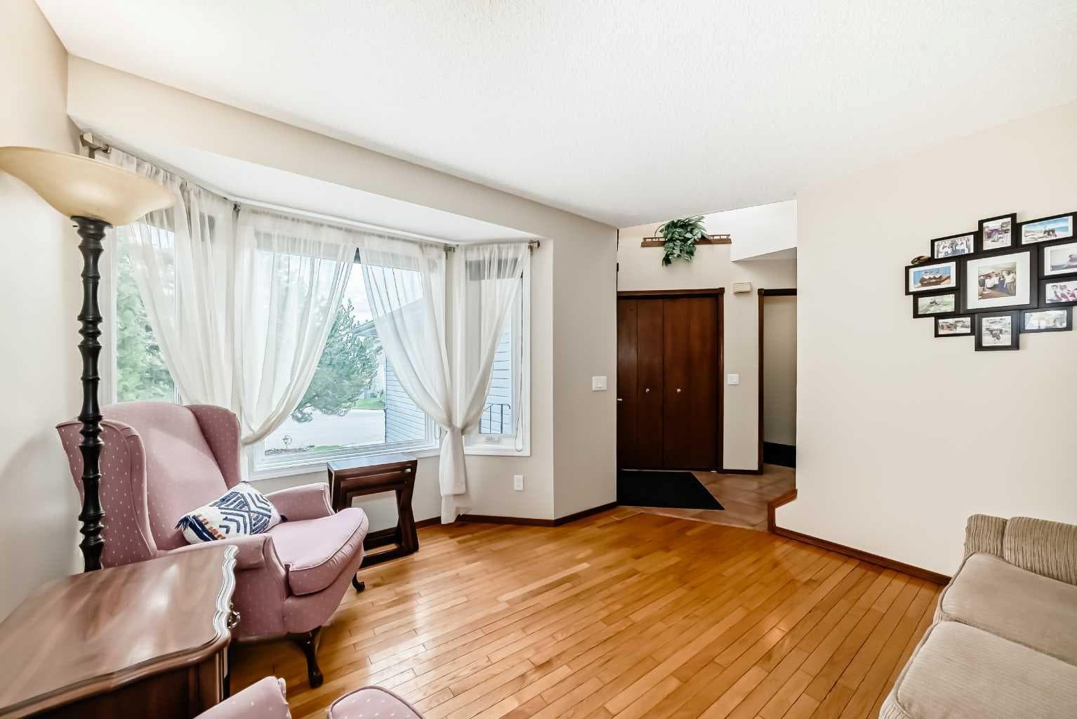 232 Macewan Ridge Close NW — photo 5