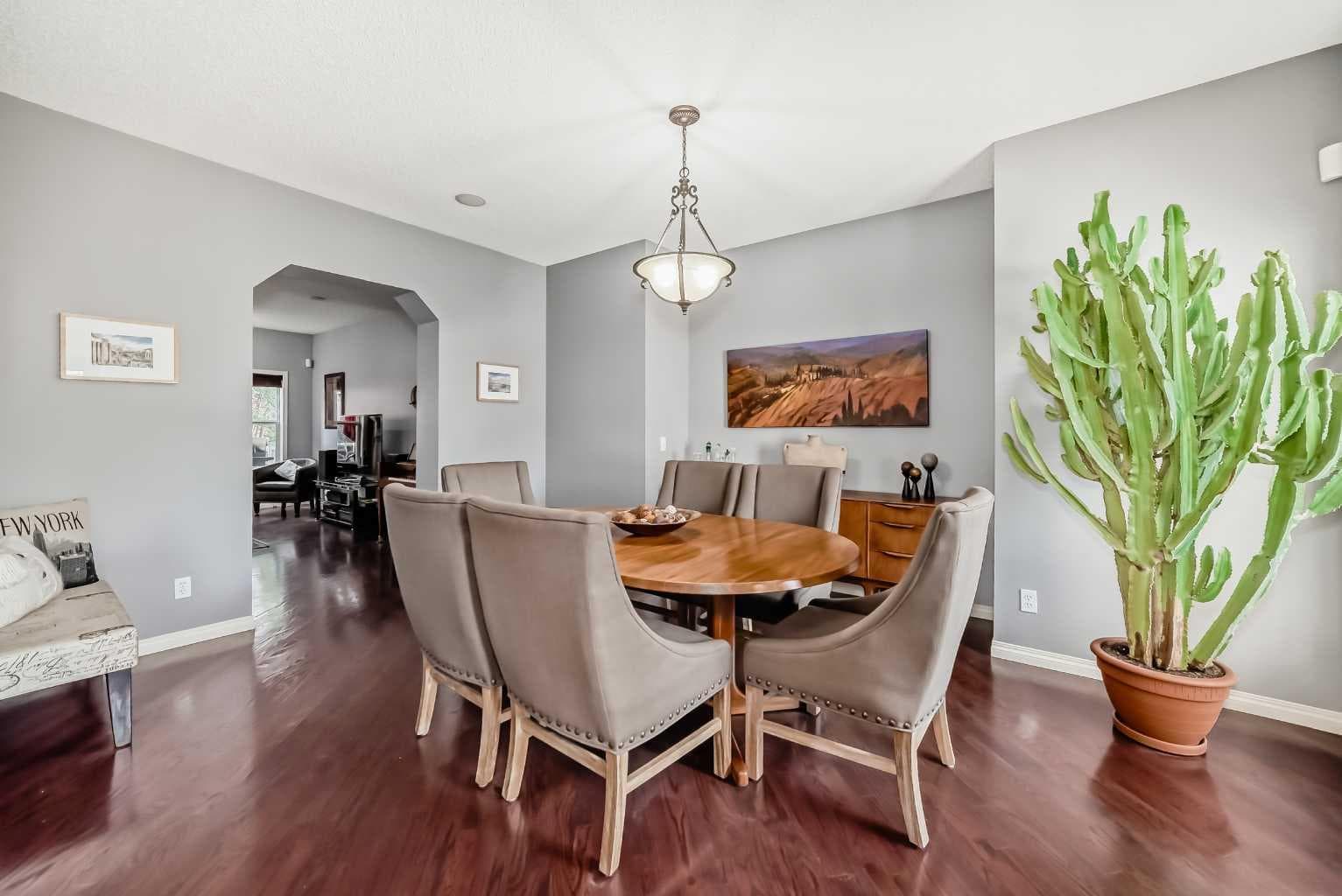 188 Chapala Drive SE — photo 3