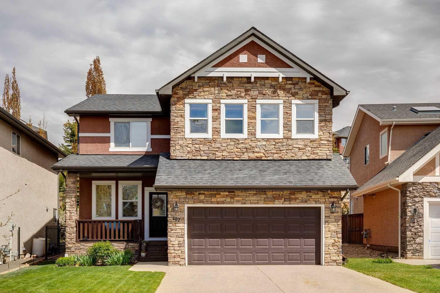 107 Aspen Stone Crescent SW — photo 1