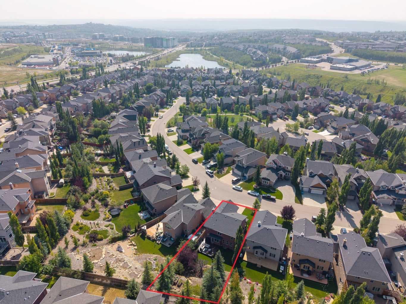 107 Aspen Stone Crescent SW — photo 3