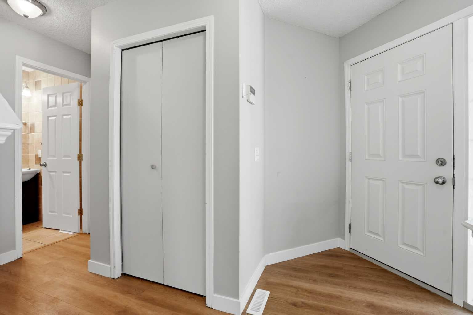 141 Shannon Square SW — photo 3