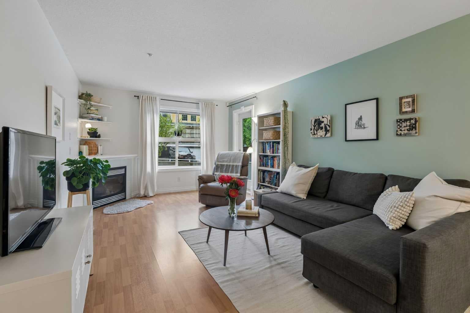310, 1631 28 Avenue SW — photo 1