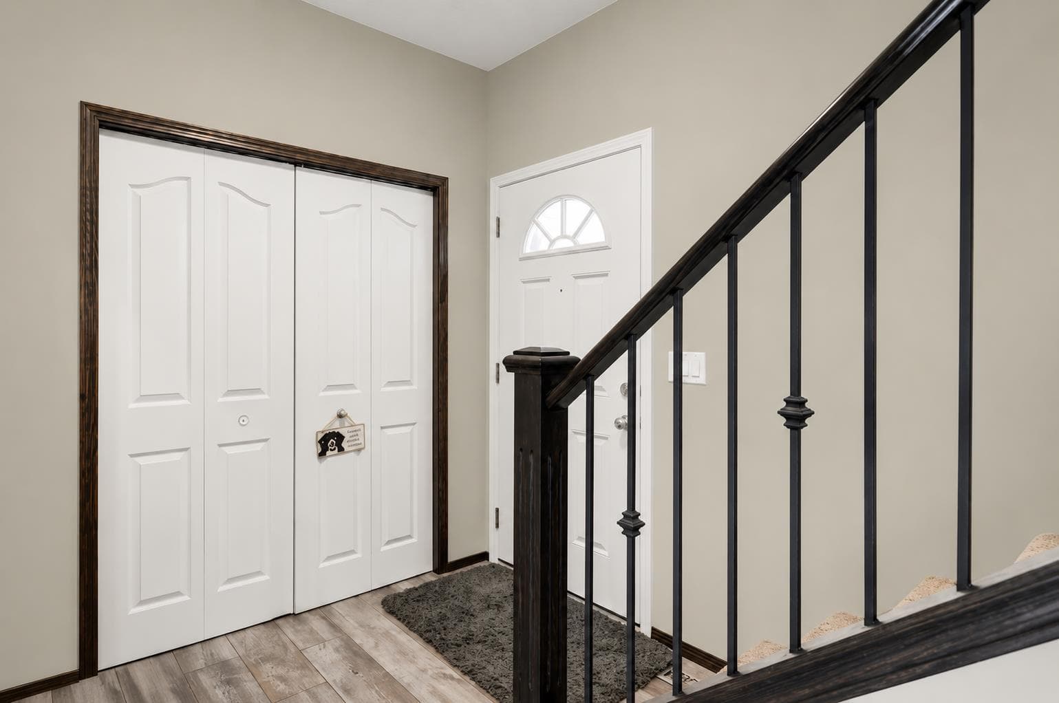265 Brightonwoods Gardens SE — photo 3