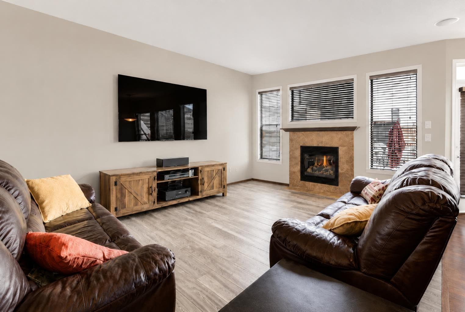 265 Brightonwoods Gardens SE — photo 5