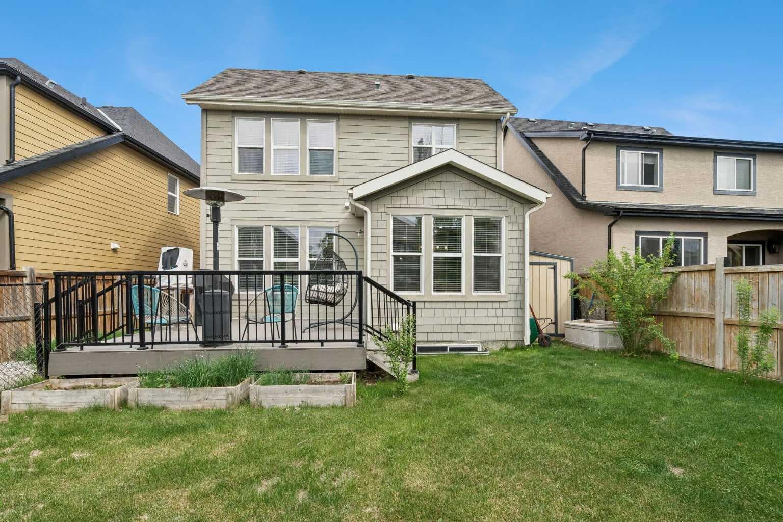 45 Mahogany Terrace SE — photo 2