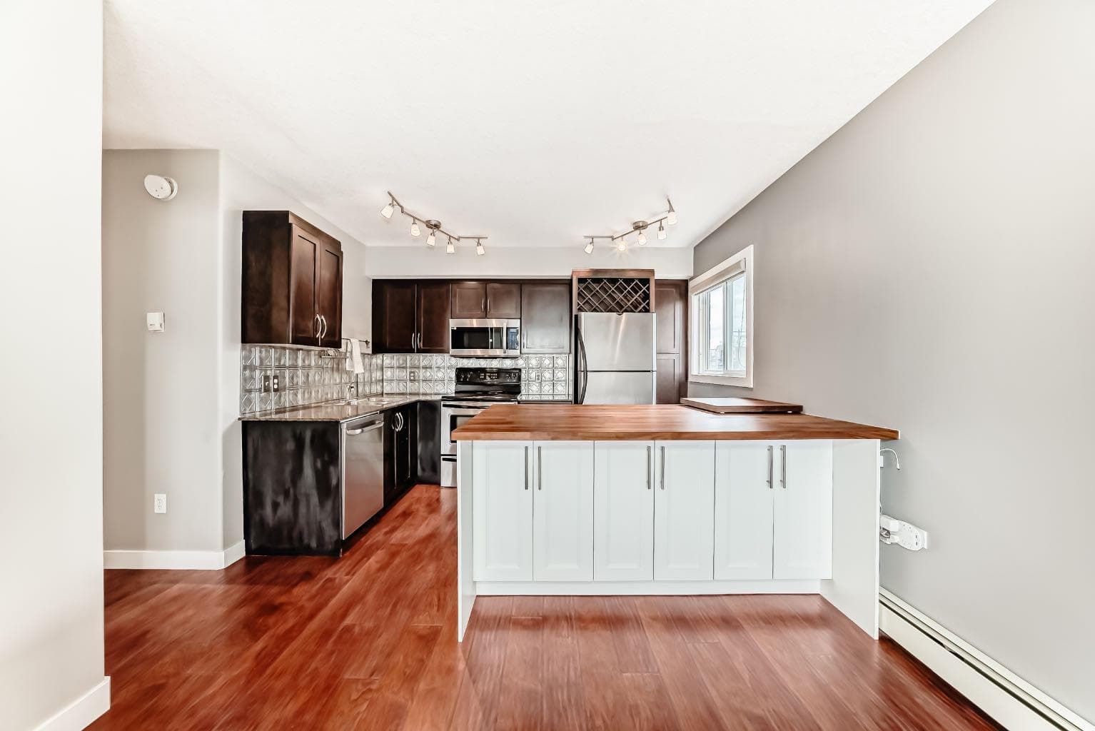 4, 2902 17 Avenue SW — photo 4