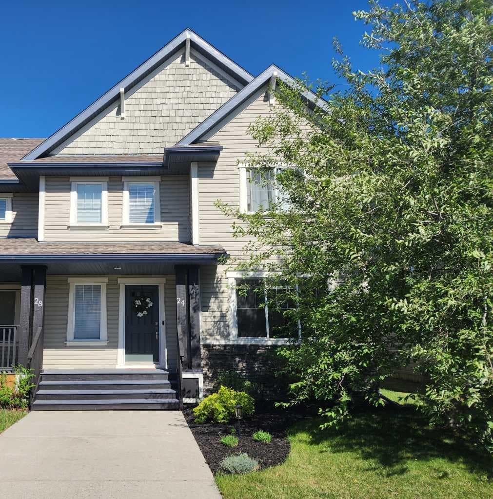 24 Copperpond Road SE — photo 3