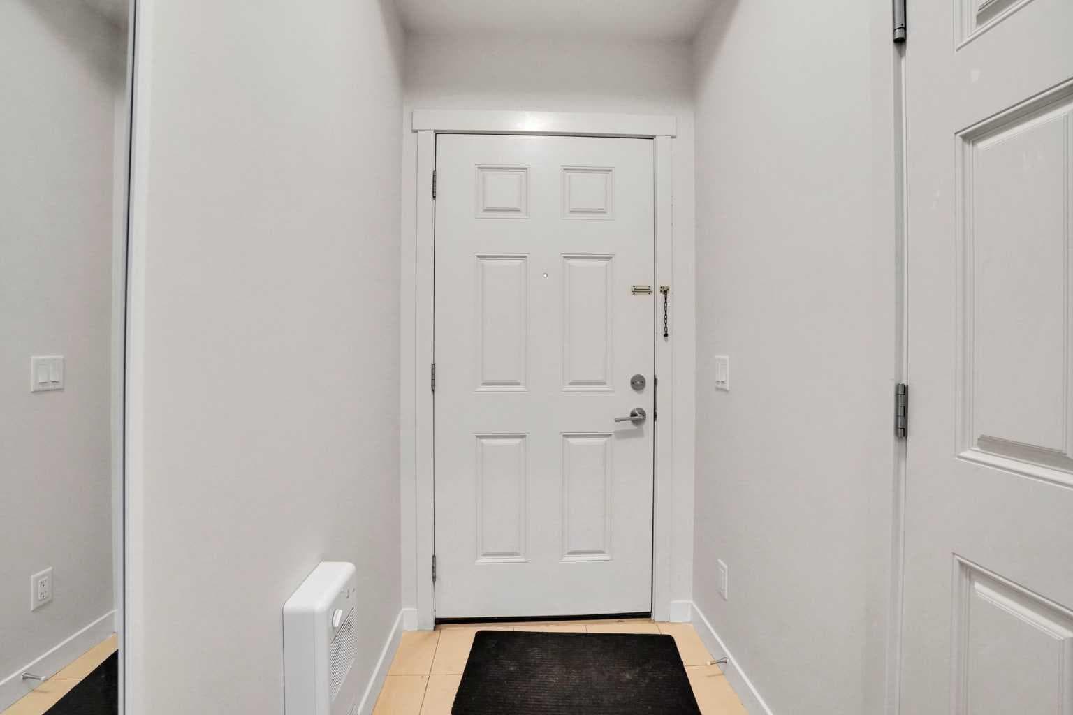 986 Sherwood Boulevard NW — photo 4