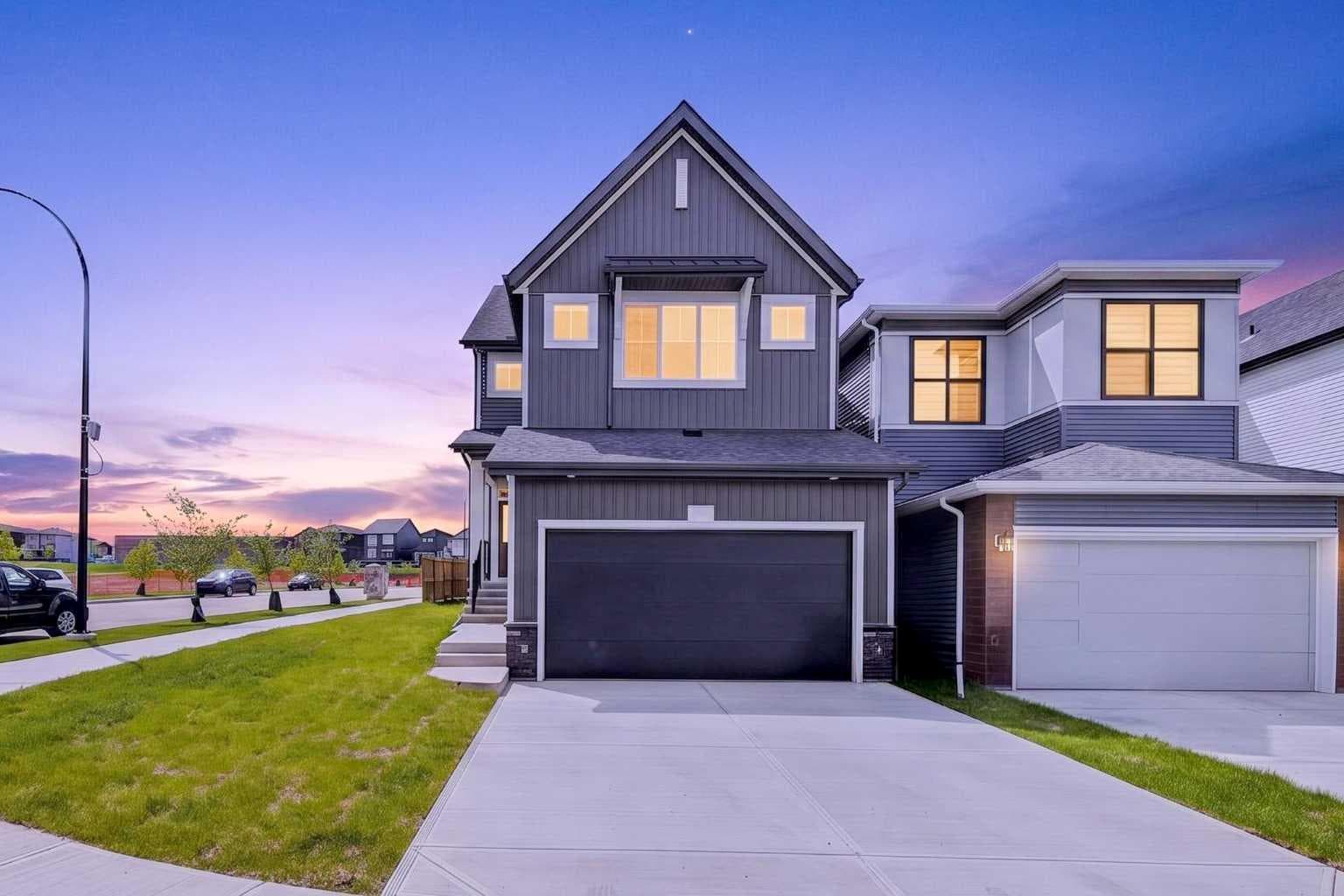 Detached in Glacier Ridge