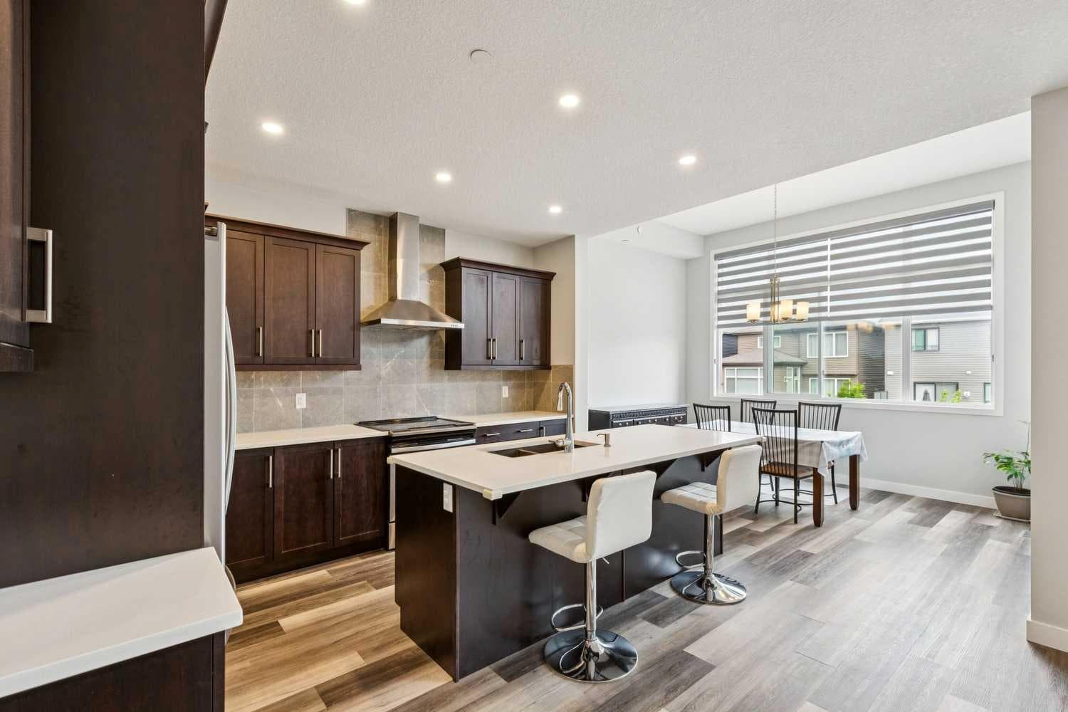 101 Howse Terrace NE — photo 1