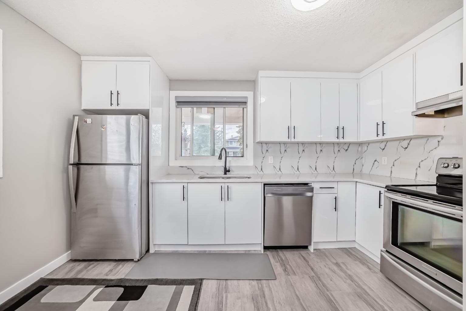 116 Pineson Place NE — photo 3