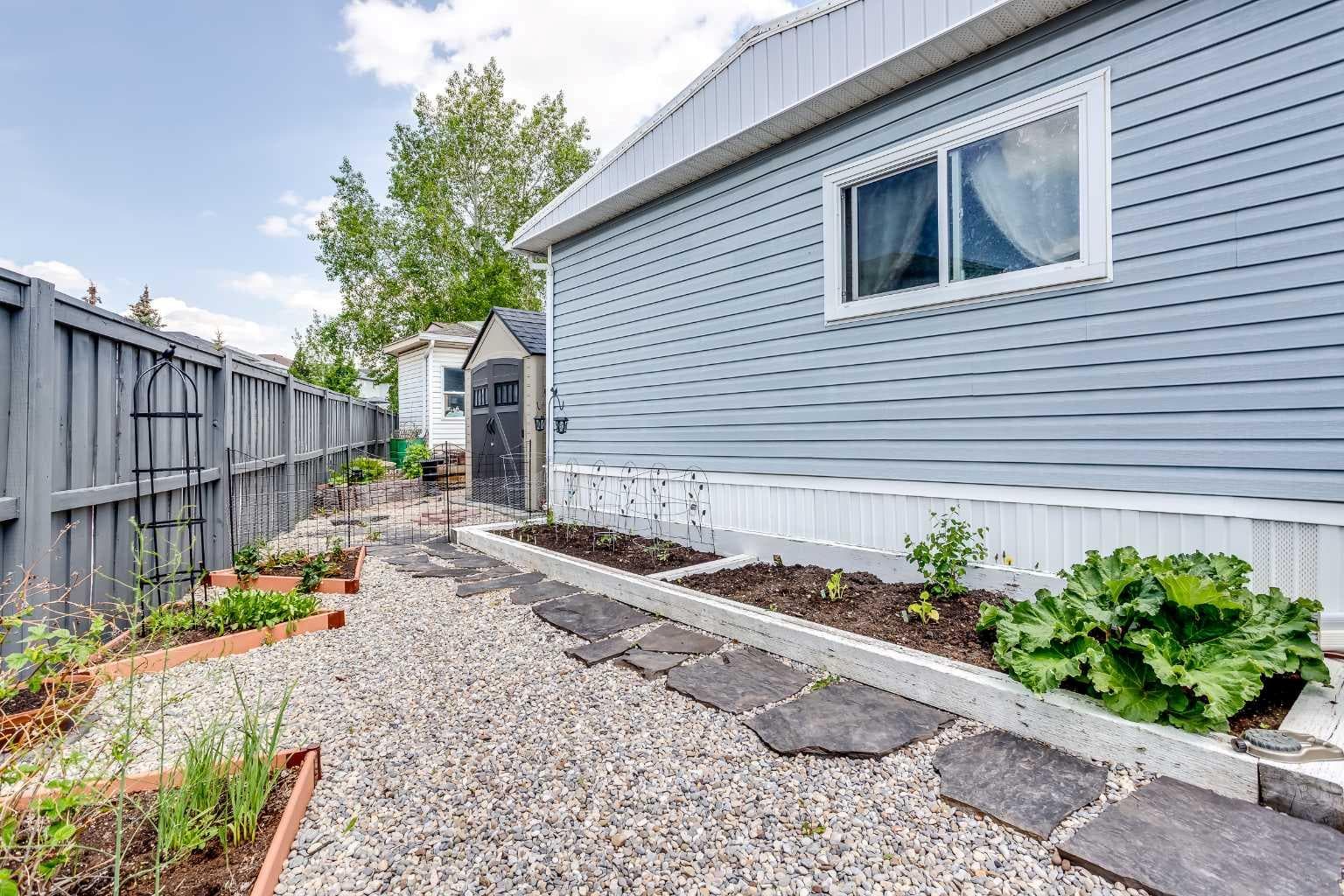 271, 99 Arbour Lake Road NW — photo 3