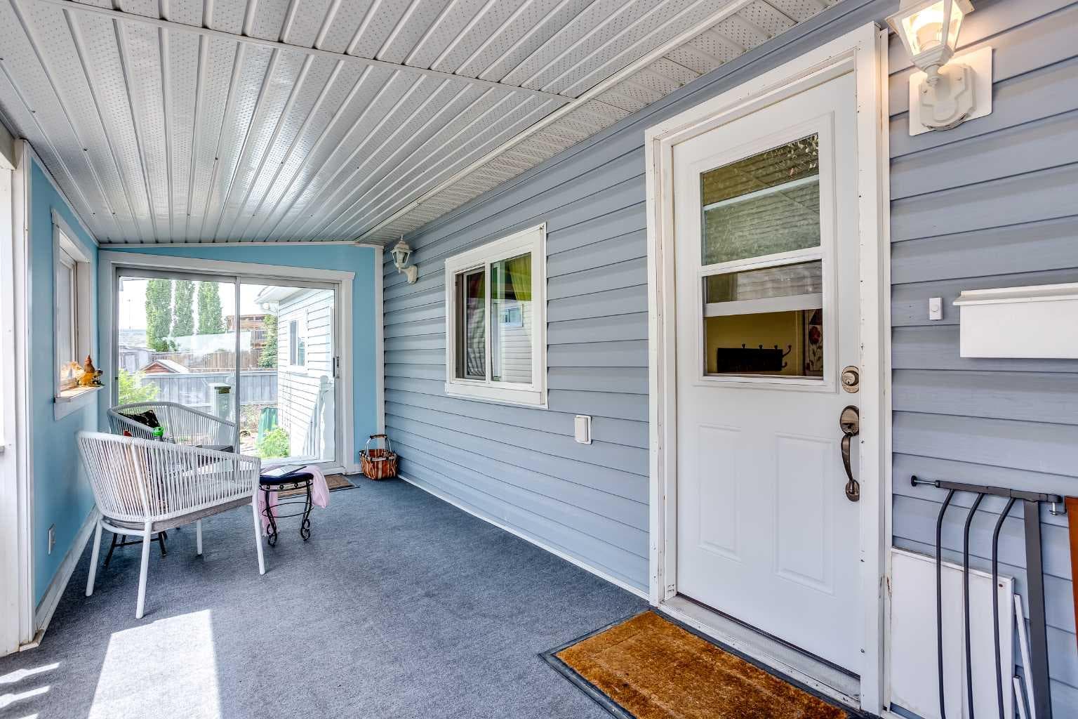271, 99 Arbour Lake Road NW — photo 4