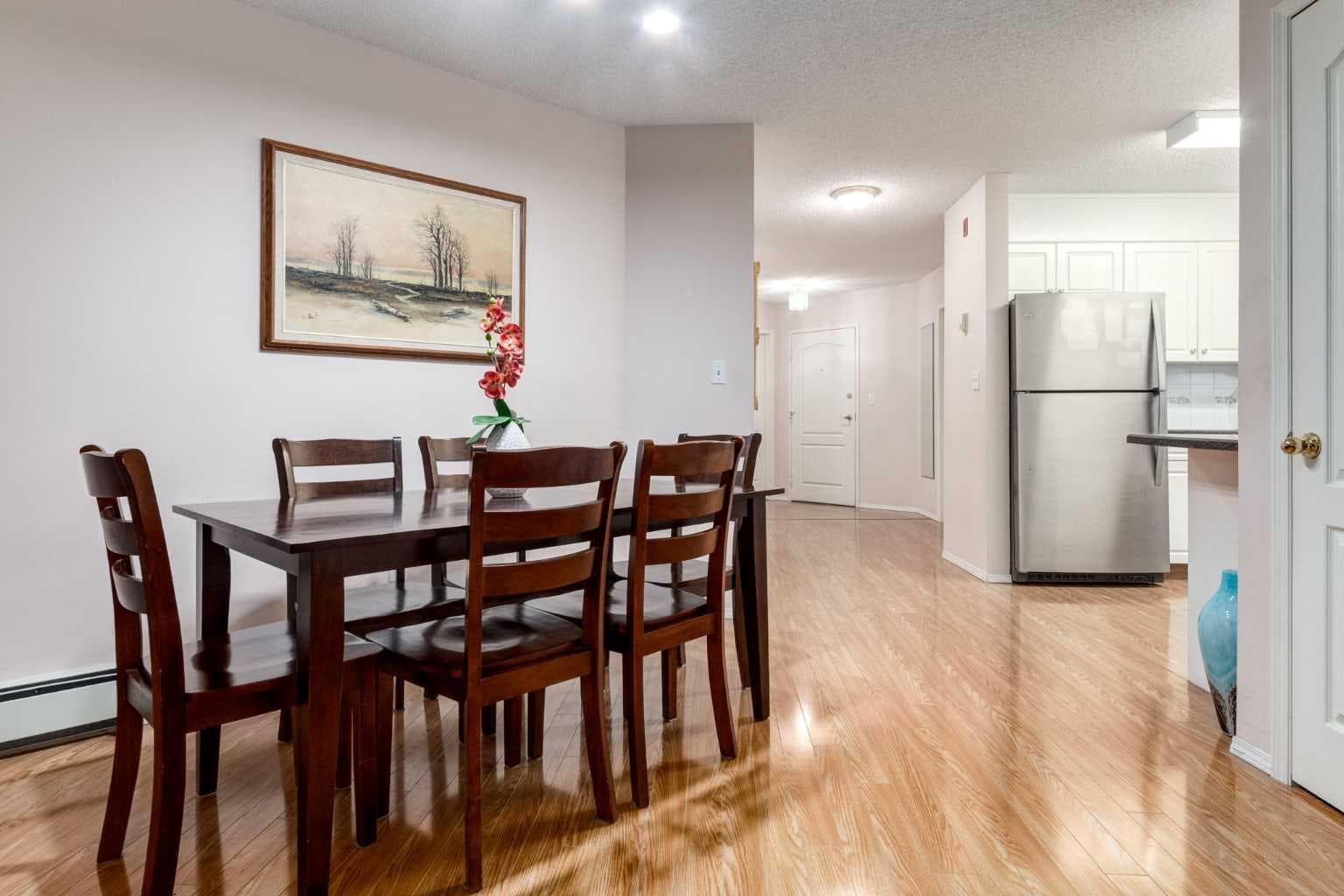 118, 20 SIERRA MORENA Mews SW — photo 4