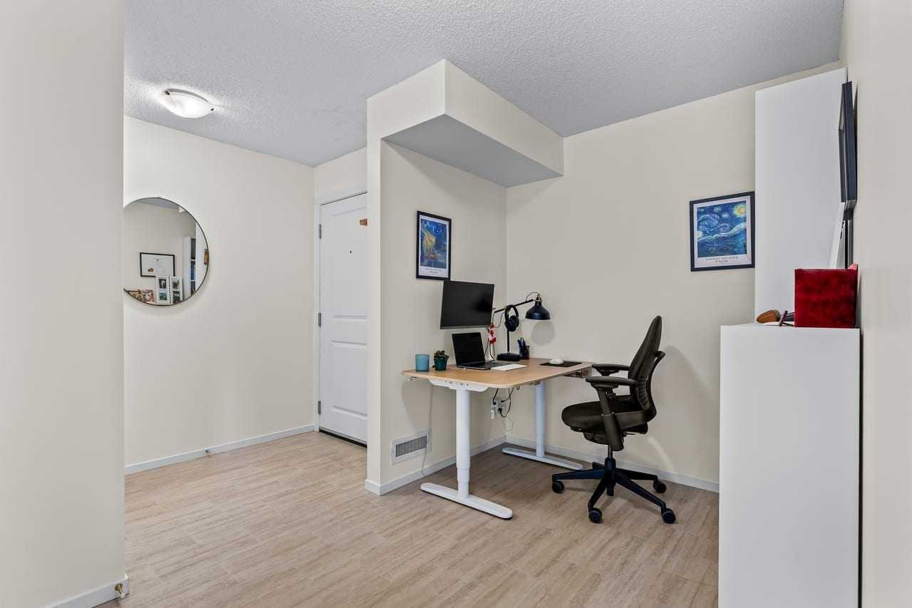 2201, 81 Legacy Boulevard SE — photo 4
