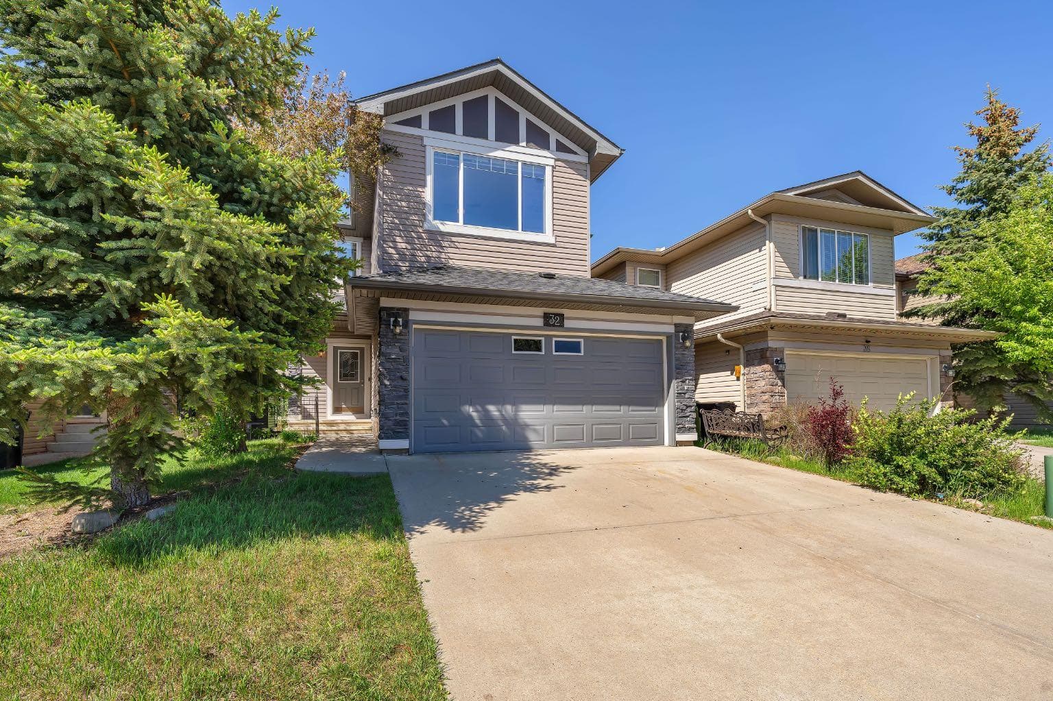 Detached in Evergreen
