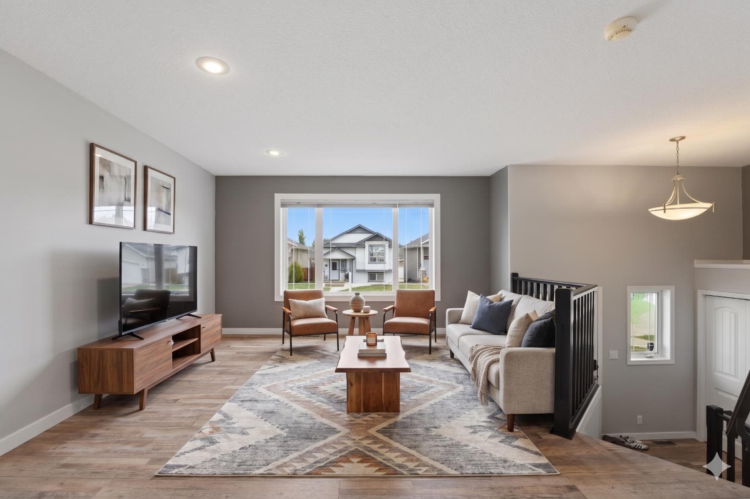 71 Long Close — photo 1