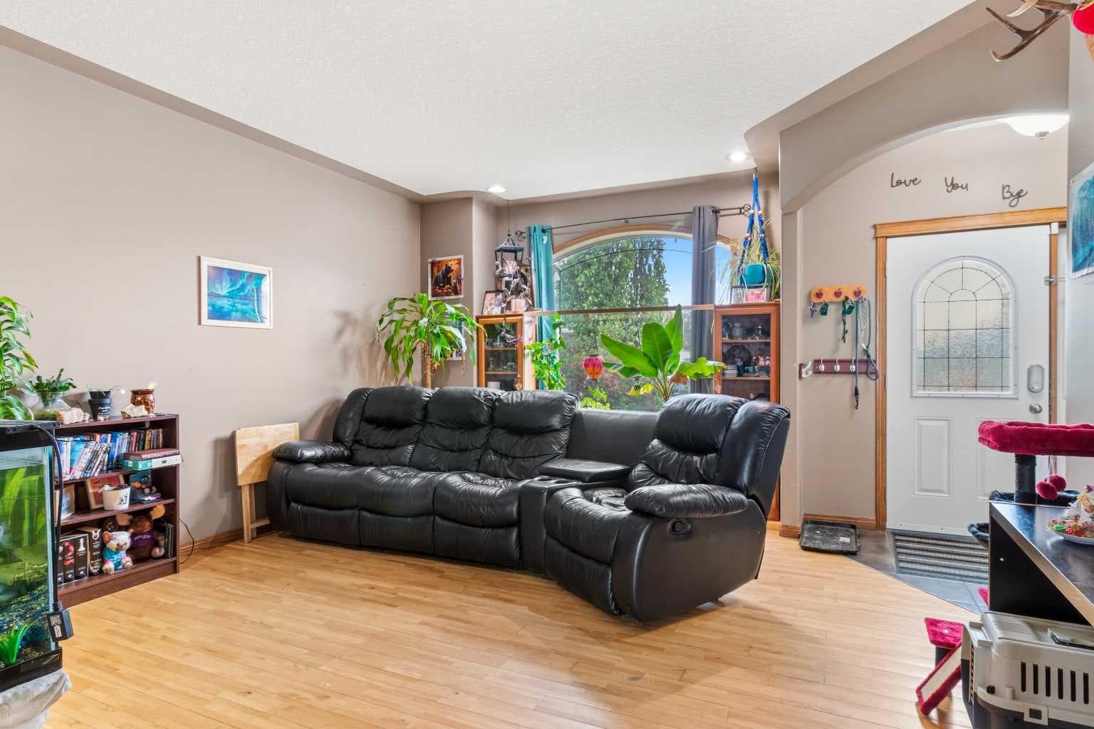 210 Morris Place — photo 5