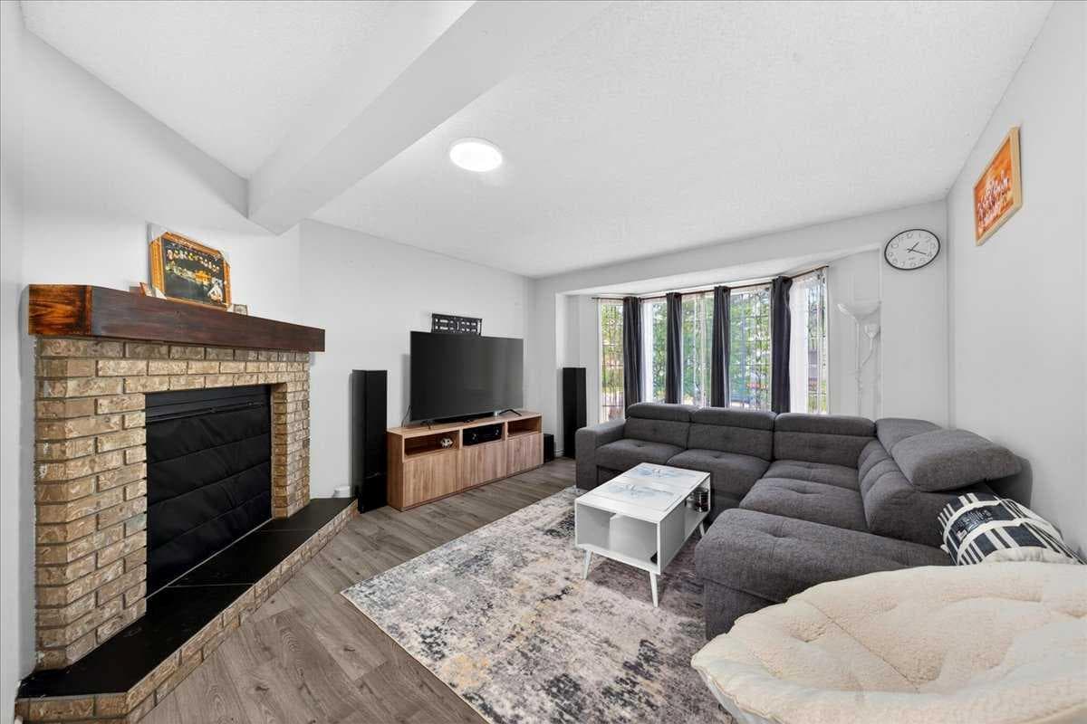 6979 Laguna Way NE — photo 5
