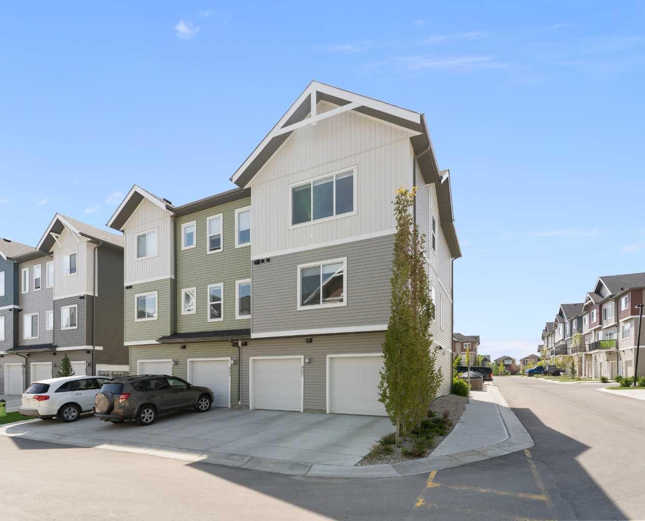 401, 24 Rivercrest Drive — photo 2