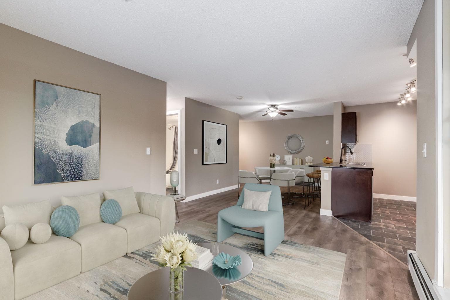 9116, 403 Mackenzie Way SW — photo 4