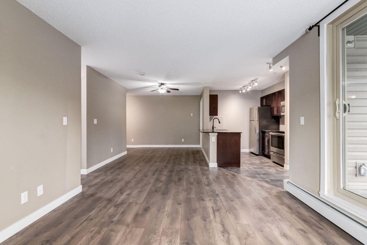 9116, 403 Mackenzie Way SW — photo 5