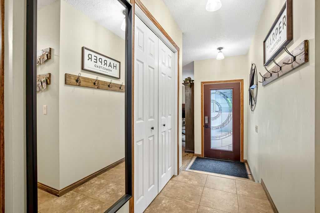 723 5 Avenue SW — photo 5